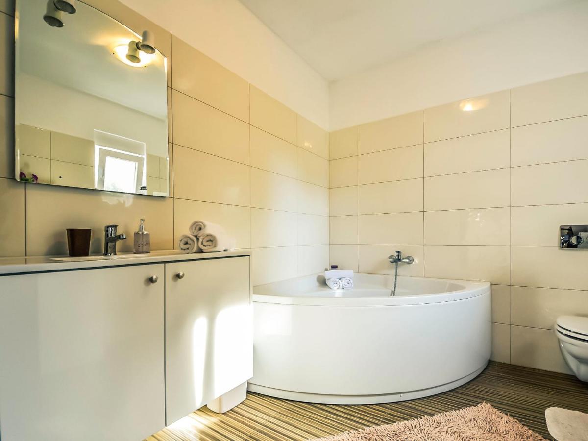 Holiday Home Anic By Interhome Smilcic Buitenkant foto